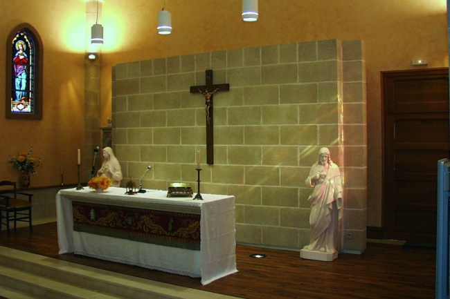 Reconstruction de l'glise Cazaril-Tamboures (31)
