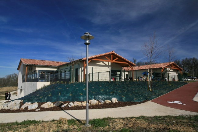 Construction d'une crche et de locaux multi accueil  Pechbusque (31)