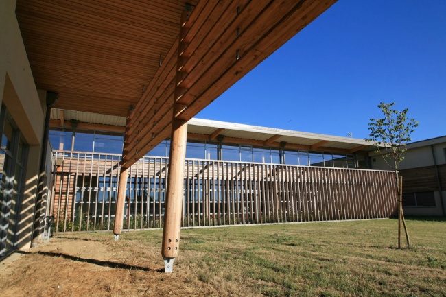 Construction d'un collge 700 HQE avec restauration et terrains de sport  Aussonne (31)